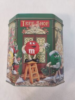 Vintage 2000 M&M'S Christmas Village Collectible Tree Shop Tin Limited Edition